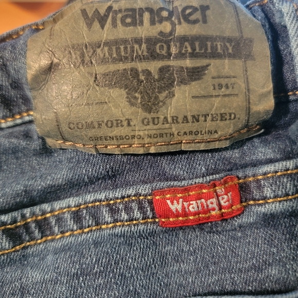 Wrangler Jeans Sz 10 Boys Pants Husky blue Casual Outdoor Straight Leg Denim Kid - Picture 10 of 10